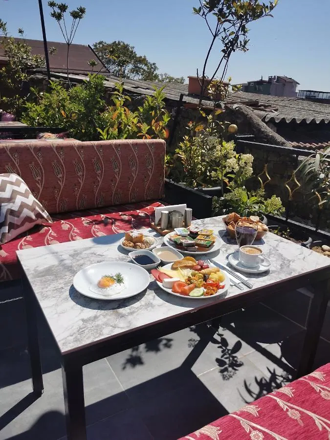 Apple Tree Hotel İstanbul