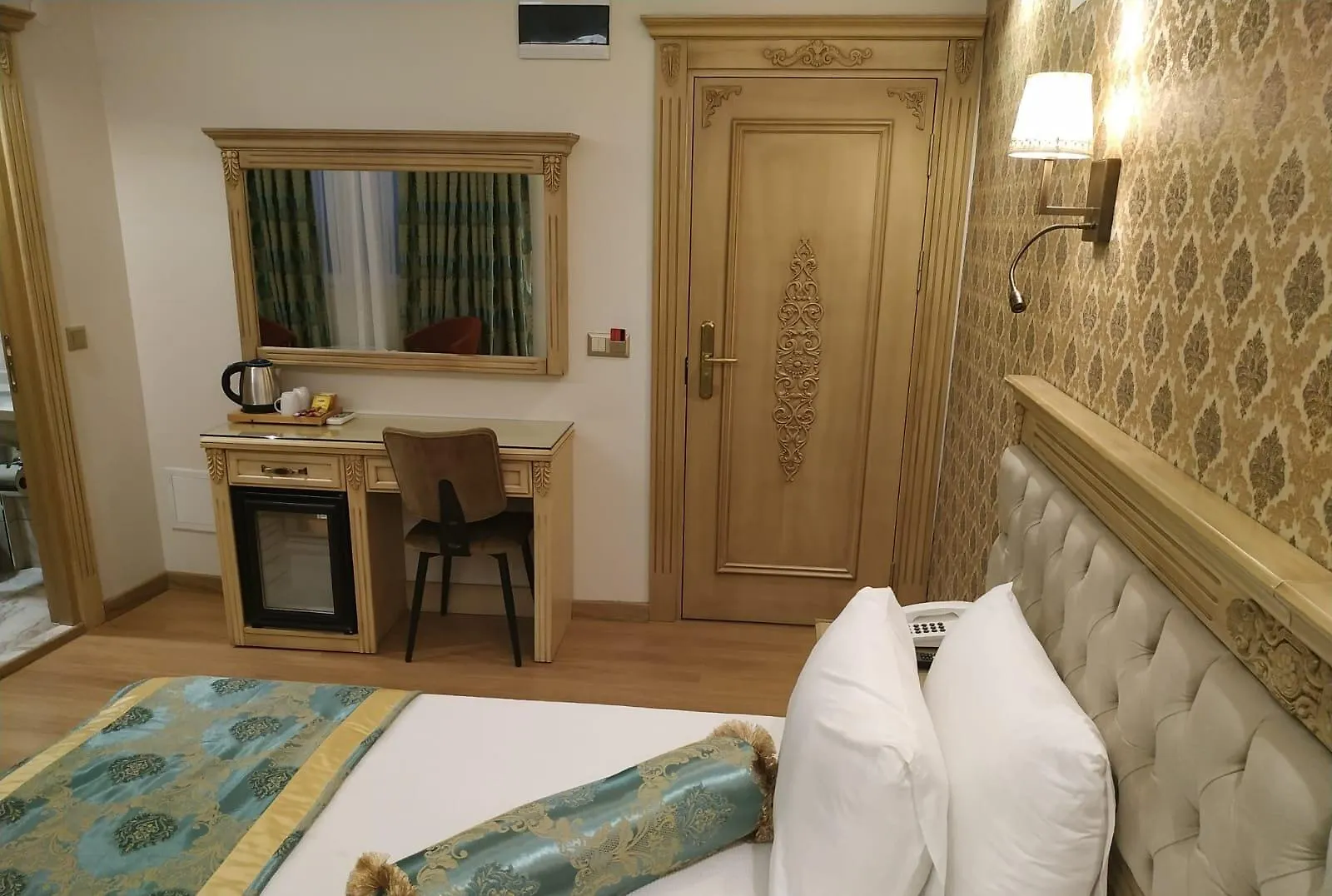 Apple Tree Hotel İstanbul