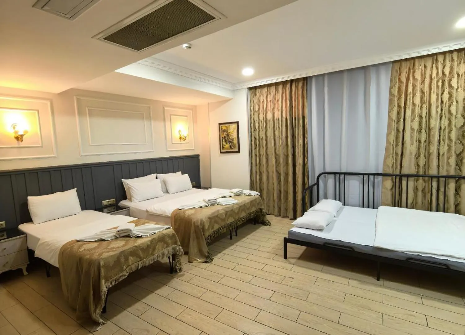 Apple Tree Hotel İstanbul Türkiye