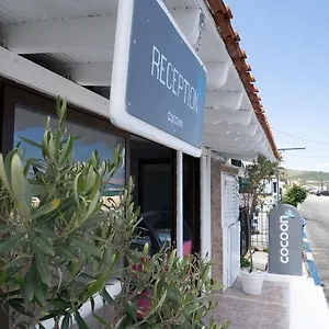 Cocoon Hotel-beach Bar Szárti