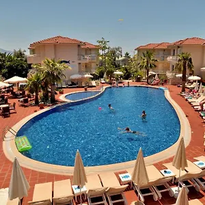 the-blue-lagoon-deluxe-hotel.aegeanhotels.net/
