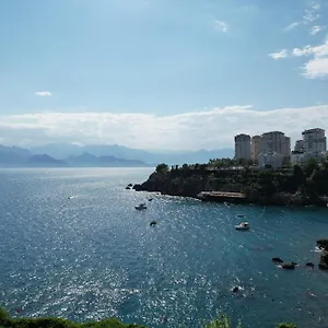 Qinn , Antalya Turkiet