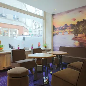 Grand Du Loiret 3*, Paris Frankrike